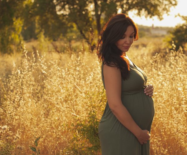 fotografo embarazadas, fotografia embarazadas exterior,